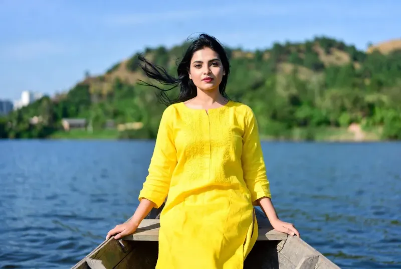 ট্রাভেল ফটোগ্রাফি: পারফেক্ট আউটফিট ও কালার গাইড