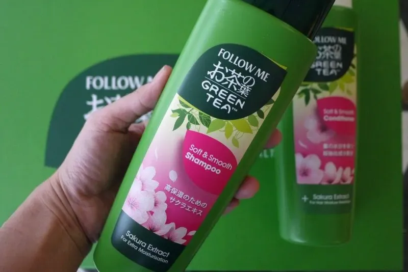 Follow Me Green Tea Soft and Smooth Shampoo- চুলকে মোলায়েম ও ঝকঝকে রাখার একদম পারফেক্ট সমাধান